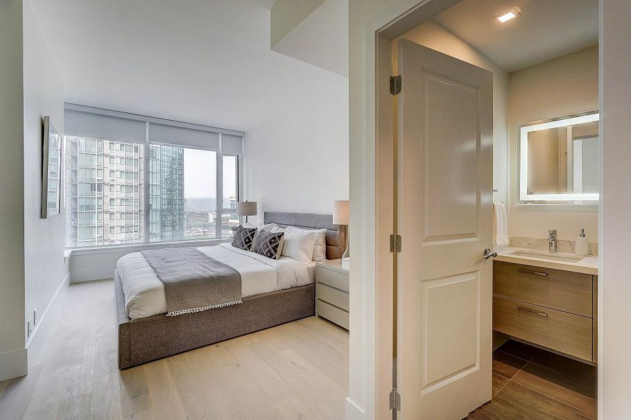 903 1211 Melville Street Vancouver, BC - 10