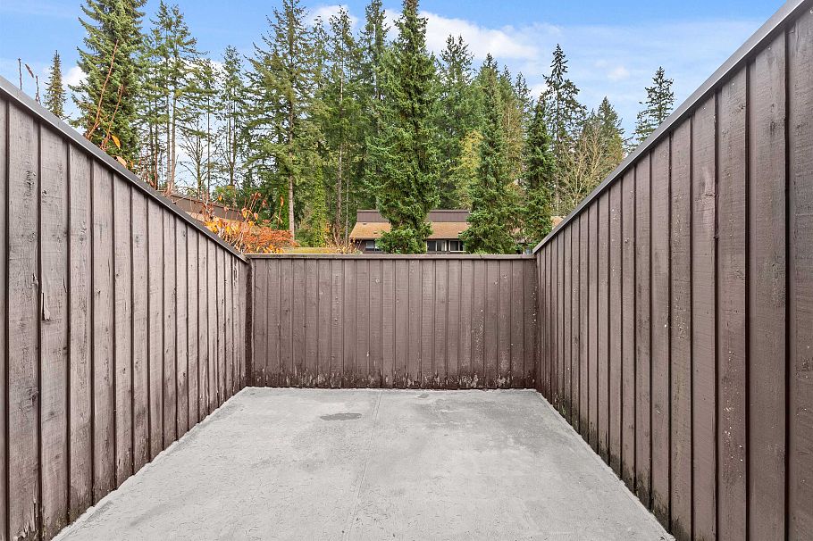 1998 Purcell Way North Vancouver, BC - 25