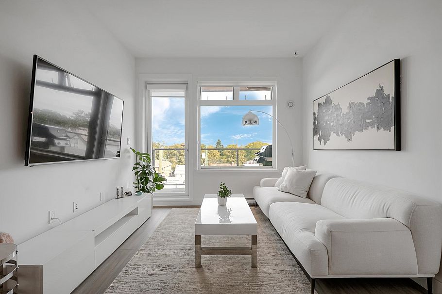 404 2408 Grant Street Vancouver, BC - 11