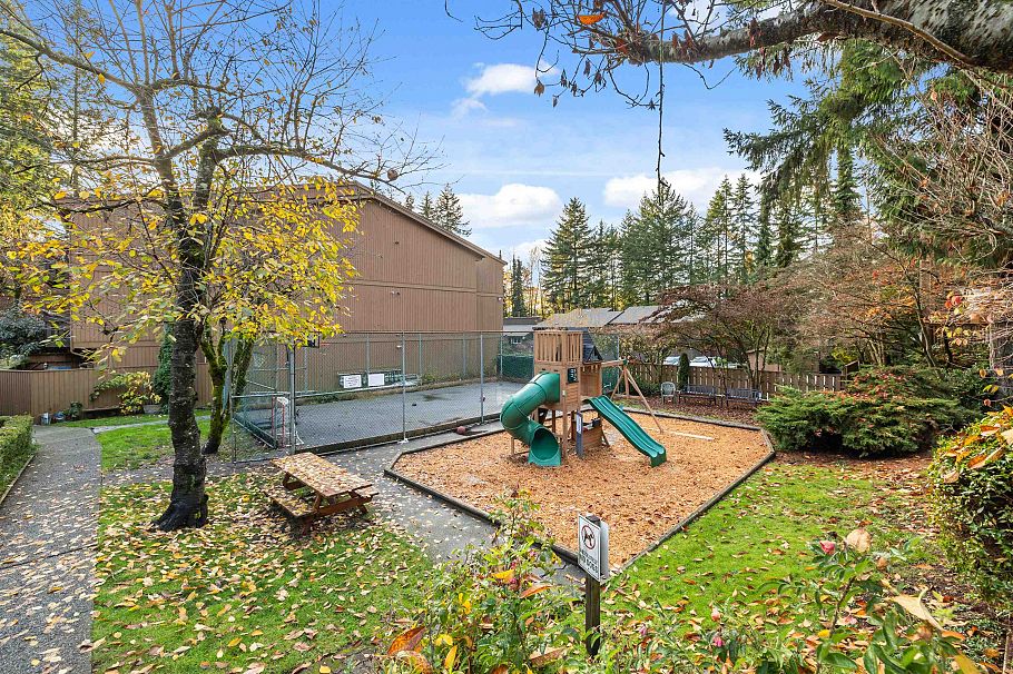 1998 Purcell Way North Vancouver, BC - 35