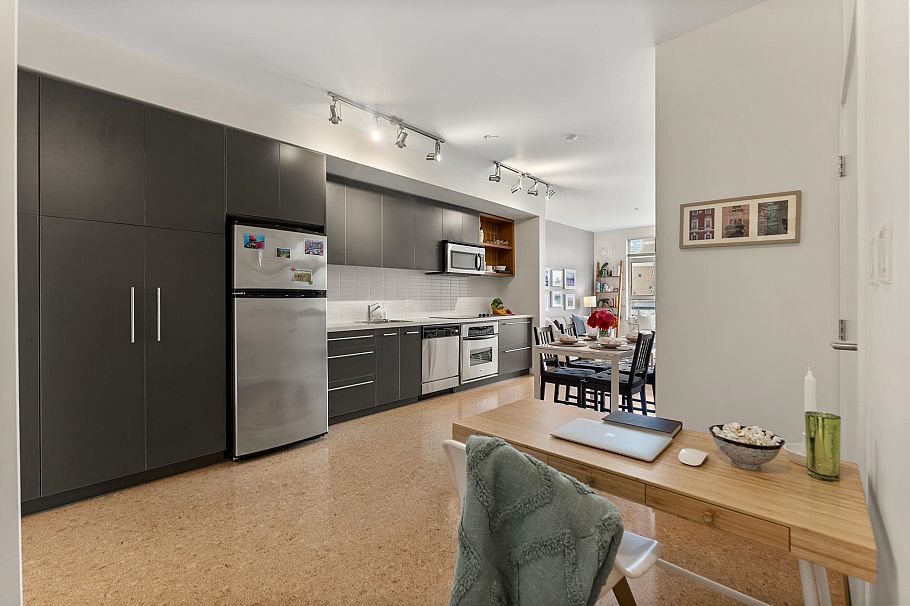 314 2828 Main Street Vancouver, BC - 4