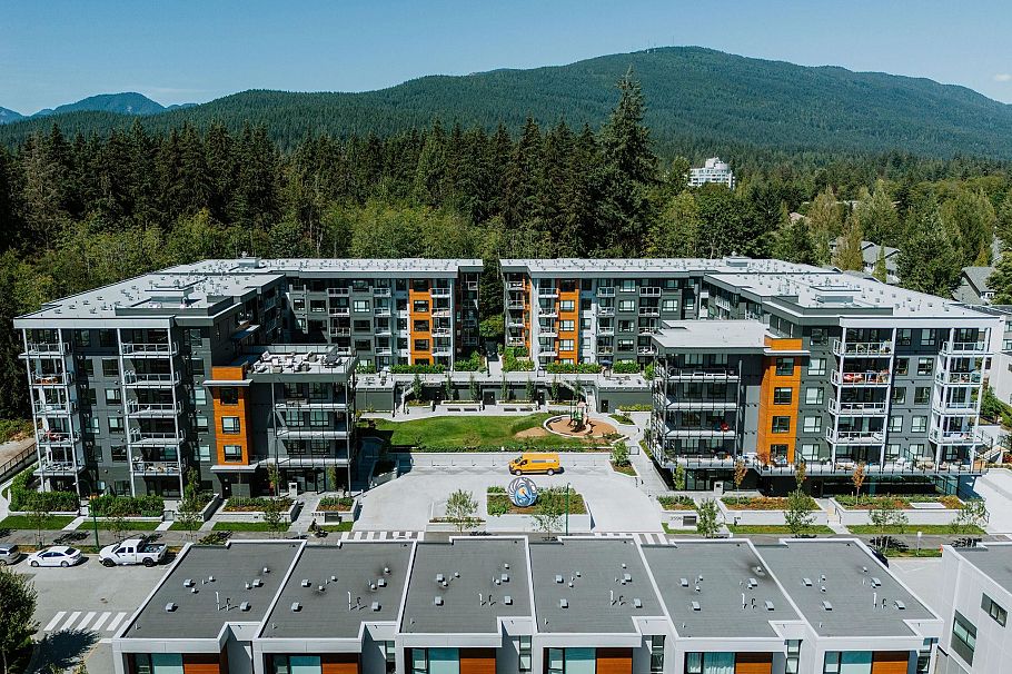 609 3594 Malsum Drive North Vancouver, BC - 7