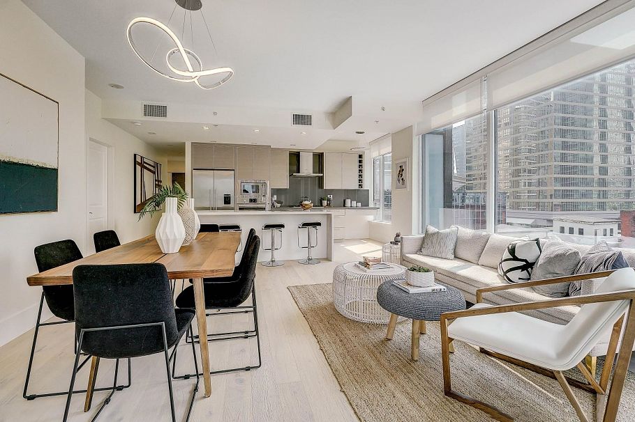 903 1211 Melville Street Vancouver, BC - 1