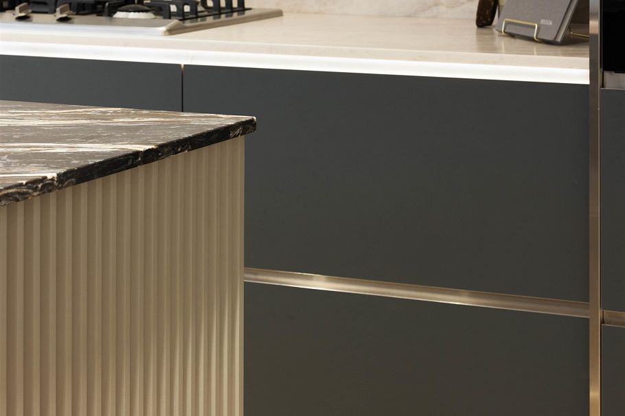 1 1177 W 33rd Avenue Vancouver, BC - 15