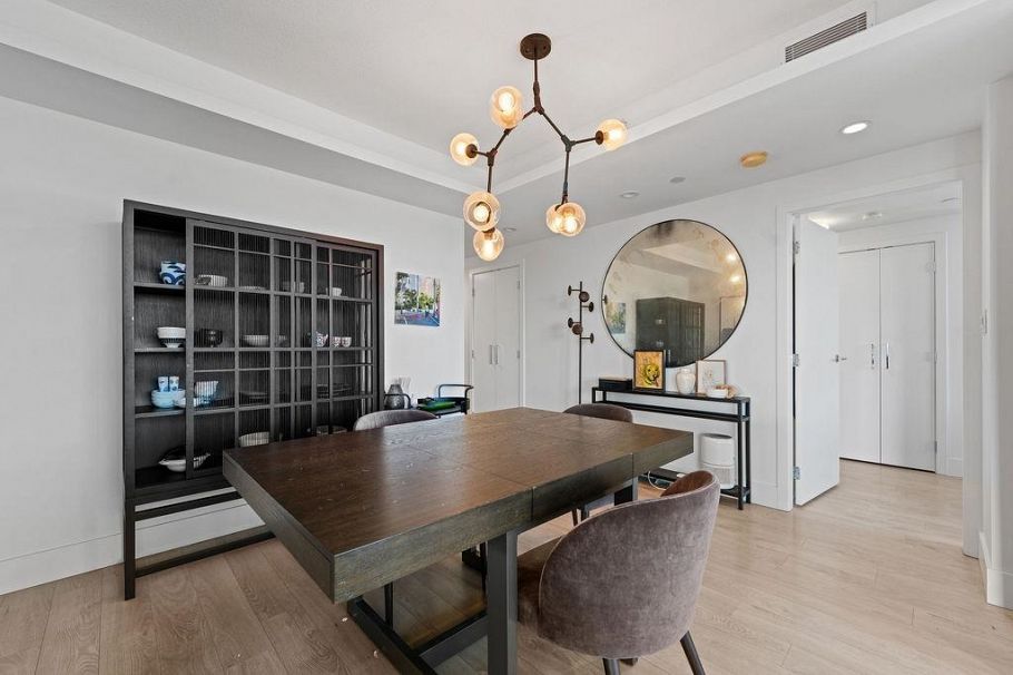 1003 680 Seylynn Crescent North Vancouver, BC - 11