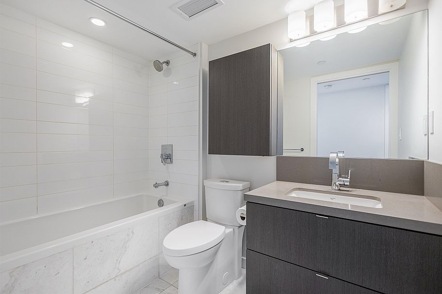 603 8238 Lord Street Vancouver, BC - 12