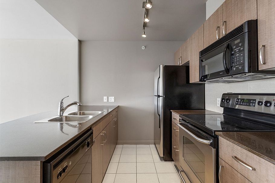 2613 610 Granville Street Vancouver, BC - 9