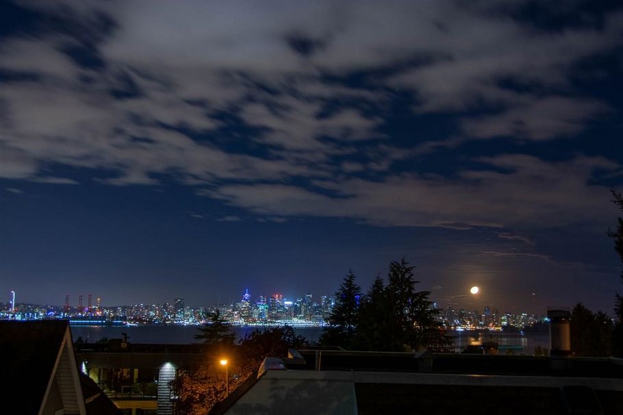 2 410 Mahon Avenue North Vancouver, BC - 27