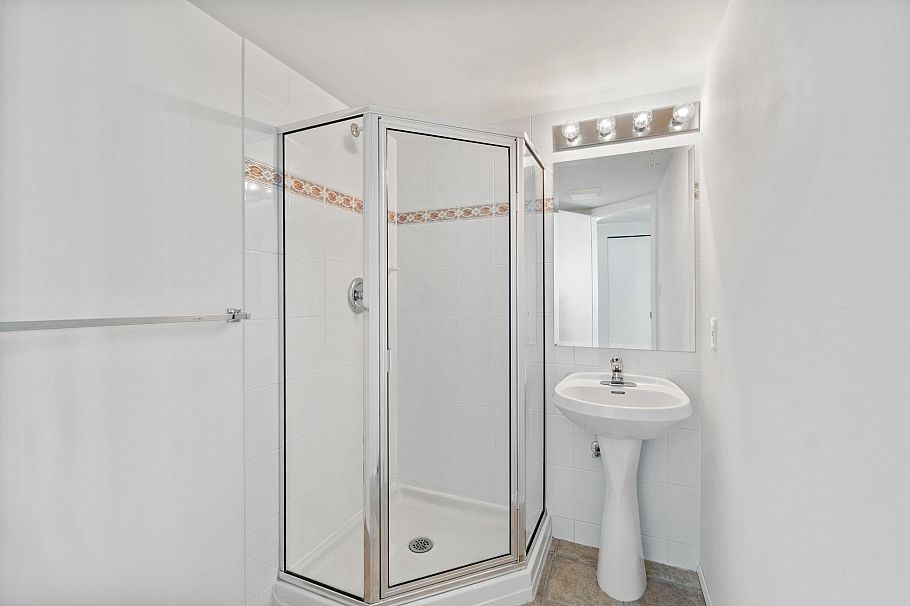 707 2763 Chandlery Place Vancouver, BC - 22