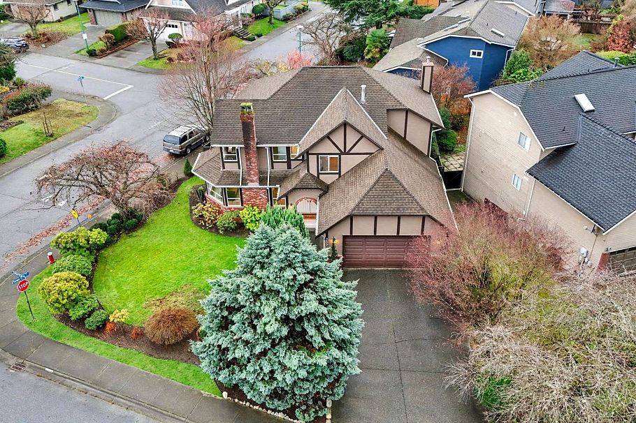 2890 Tempe Knoll Drive North Vancouver, BC - 4