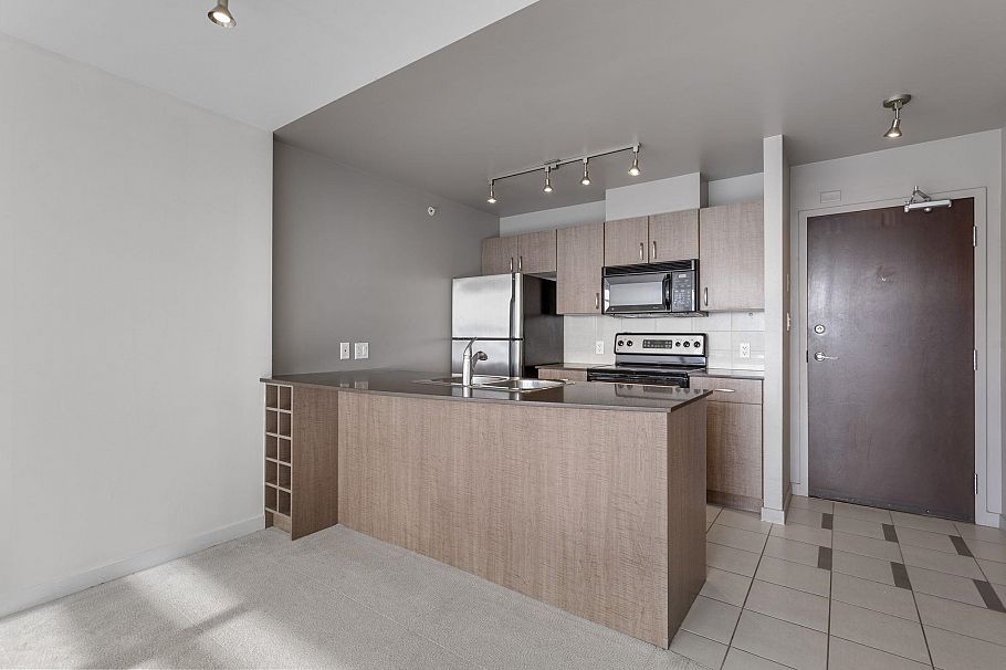 2613 610 Granville Street Vancouver, BC - 12