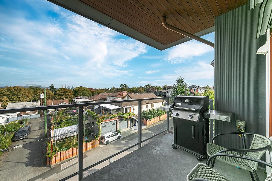 404 2408 Grant Street Vancouver, BC - 14