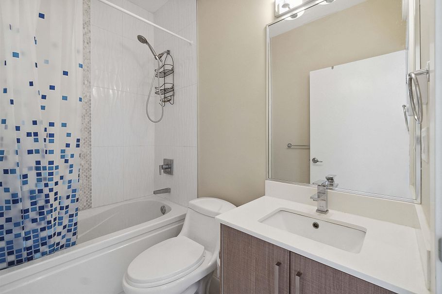 PH8 1838 Renfrew Street Vancouver, BC - 22