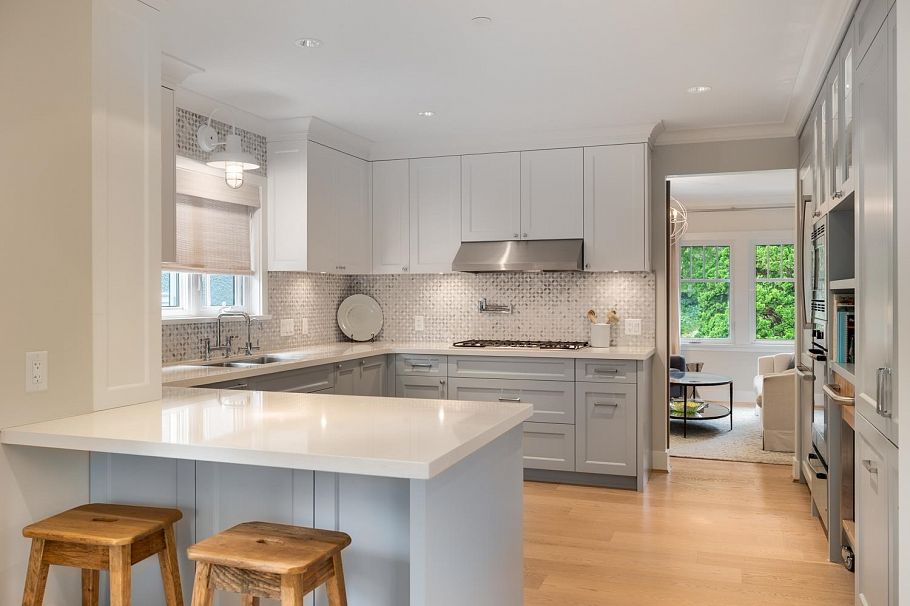 3336 W 38th Avenue Vancouver, BC - 13