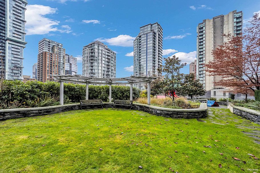 1602 535 Smithe Street Vancouver, BC - 32