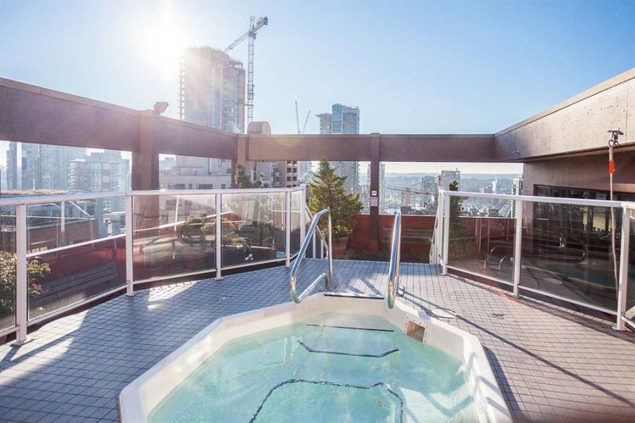 302 1177 Hornby Street Vancouver, BC - 28