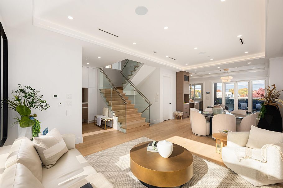 3711 W 24th Avenue Vancouver, BC - 7