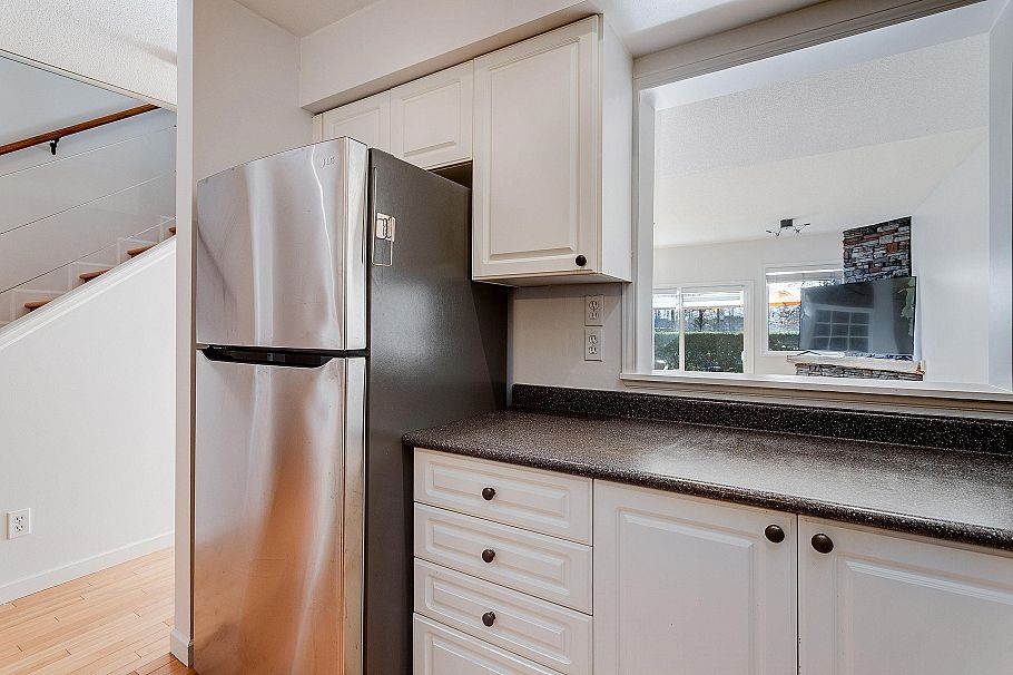 28 2723 E Kent Avenue North Vancouver, BC - 16