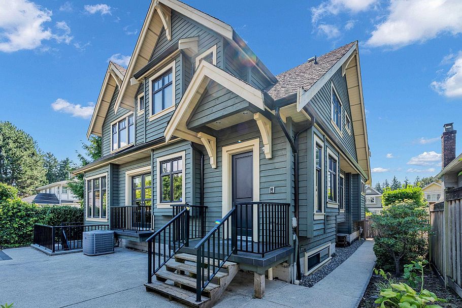 4019 W 40th Avenue Vancouver, BC - 32