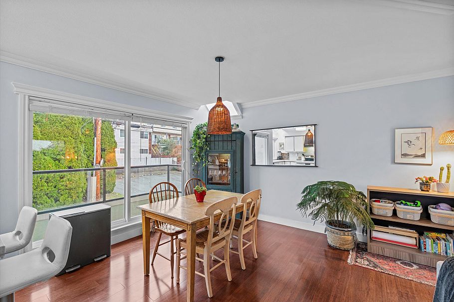 2 410 Mahon Avenue North Vancouver, BC - 13