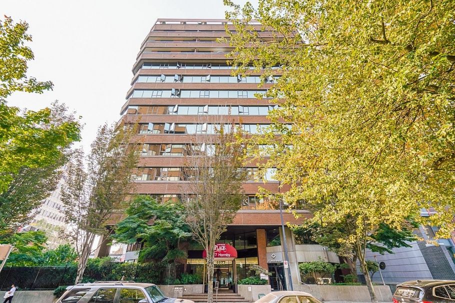 302 1177 Hornby Street Vancouver, BC - 3