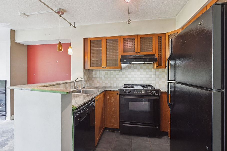 301 55 Alexander Street Vancouver, BC - 12