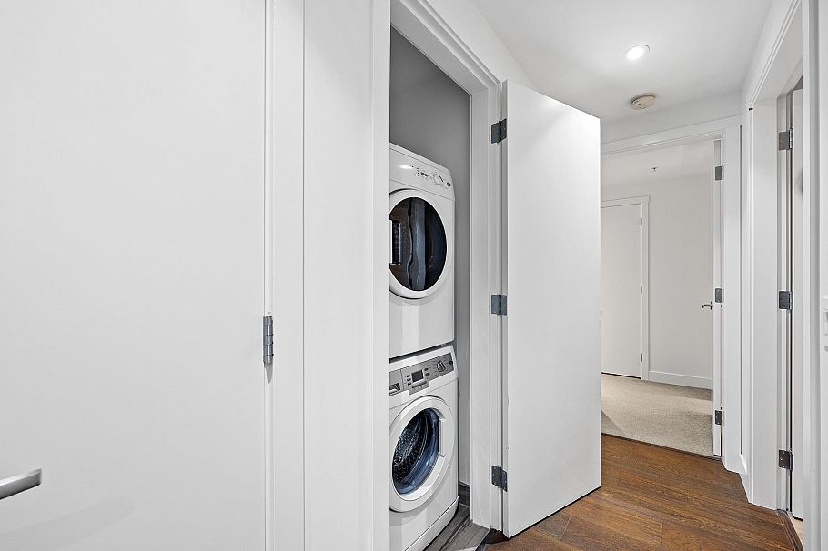 305 1571 W 57th Avenue Vancouver, BC - 24