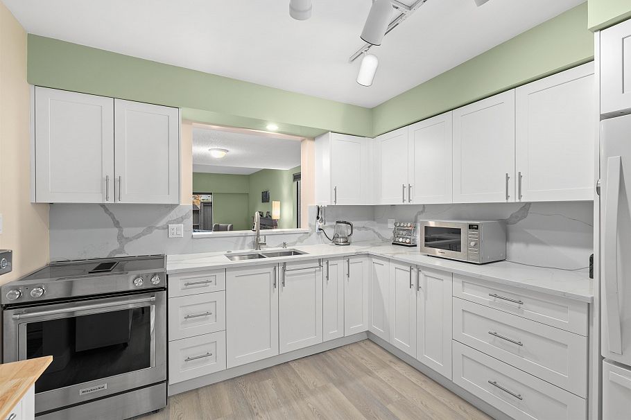 1998 Purcell Way North Vancouver, BC - 4