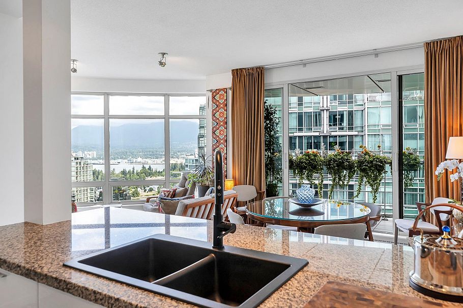 3003 1200 Alberni Street Vancouver, BC - 9