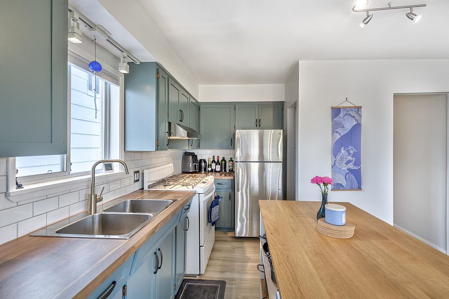 3609 E 29th Avenue Vancouver, BC - 11