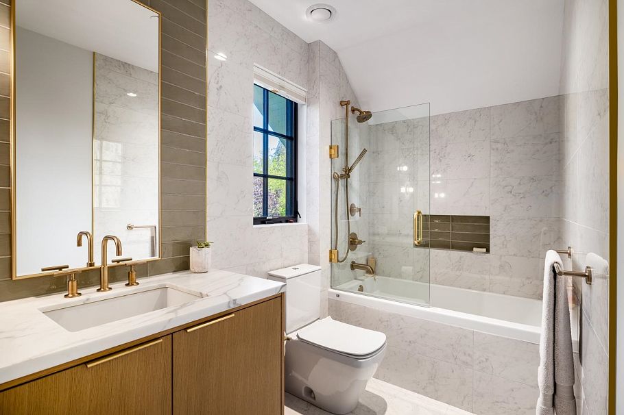 2023 W 36th Avenue Vancouver, BC - 24