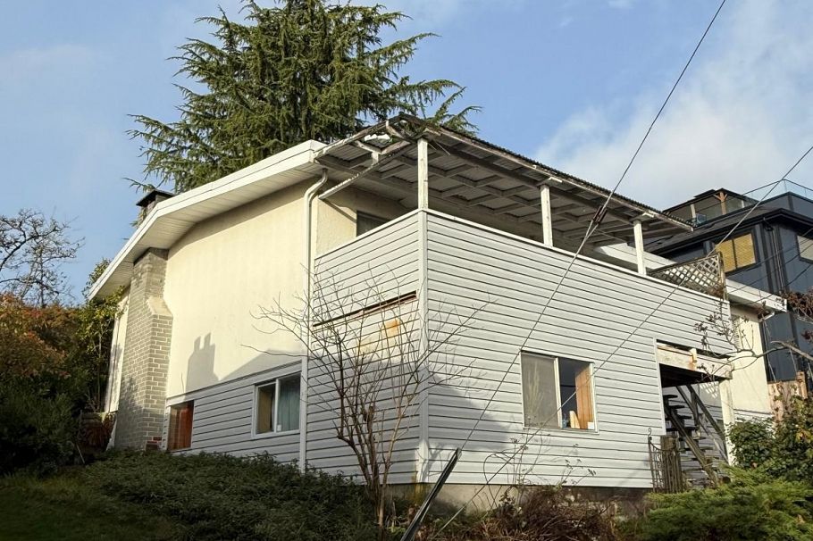 7790 Elliott Street Vancouver, BC - 10