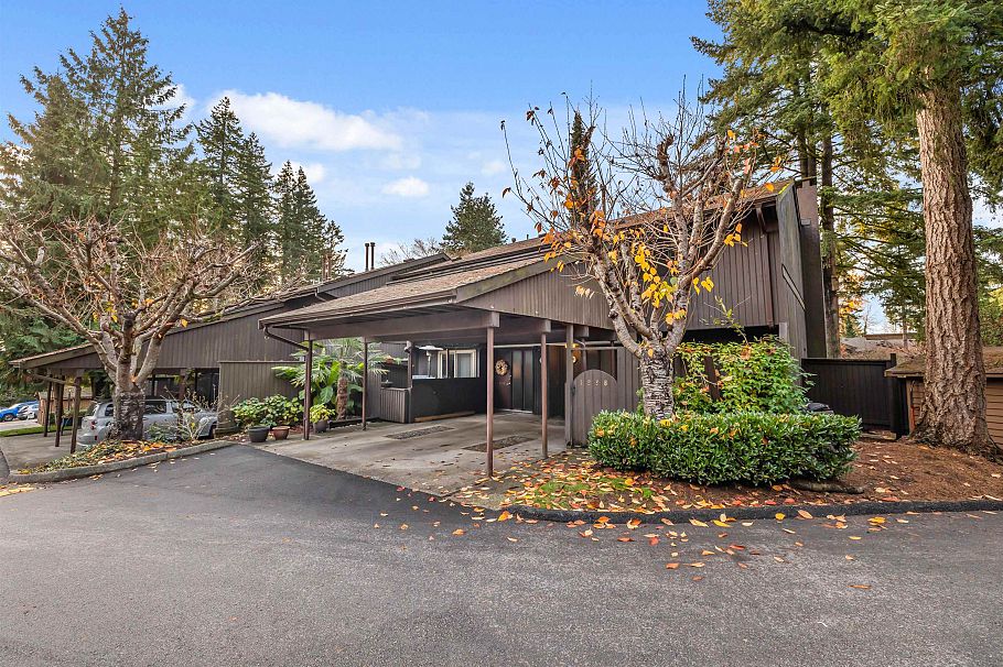 1998 Purcell Way North Vancouver, BC - 32