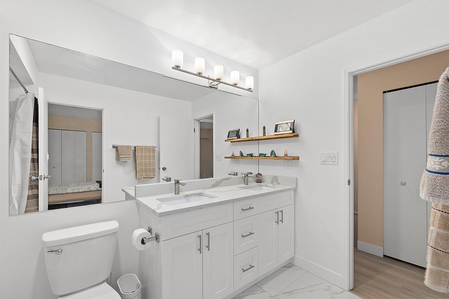 1998 Purcell Way North Vancouver, BC - 20