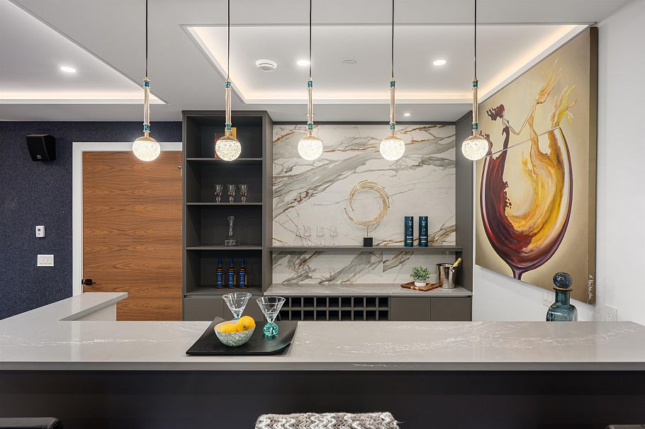 3711 W 24th Avenue Vancouver, BC - 31