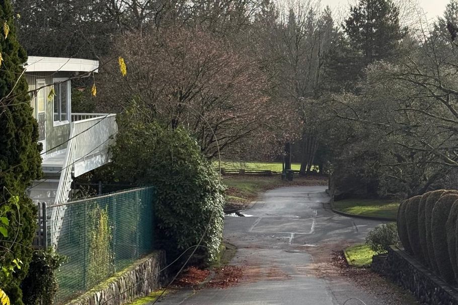 7790 Elliott Street Vancouver, BC - 12