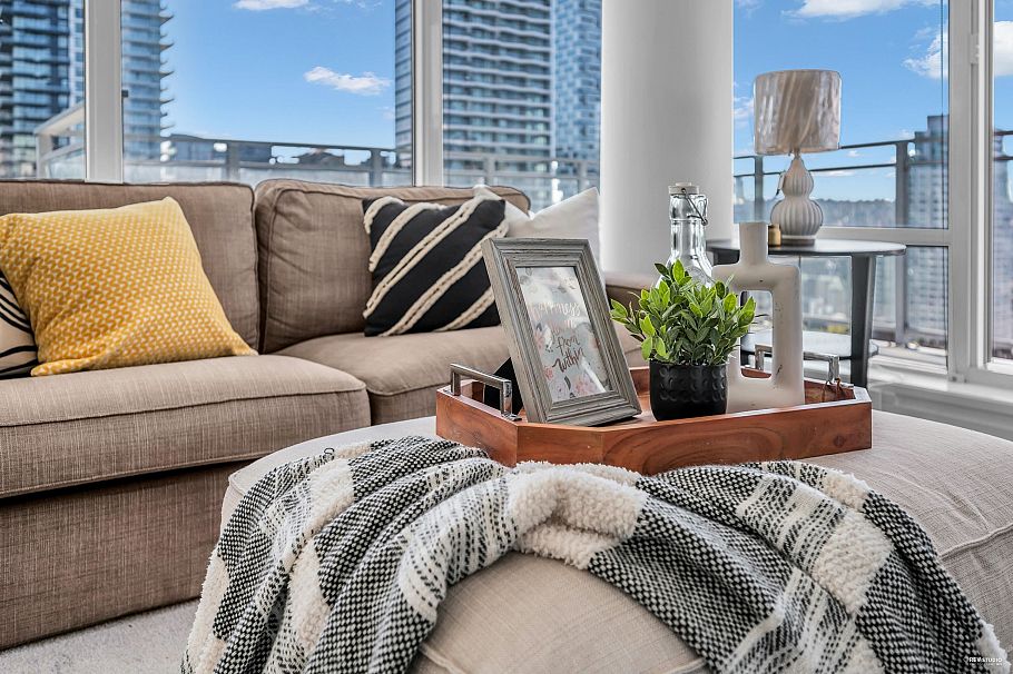 1606 1009 Harwood Street Vancouver, BC - 4