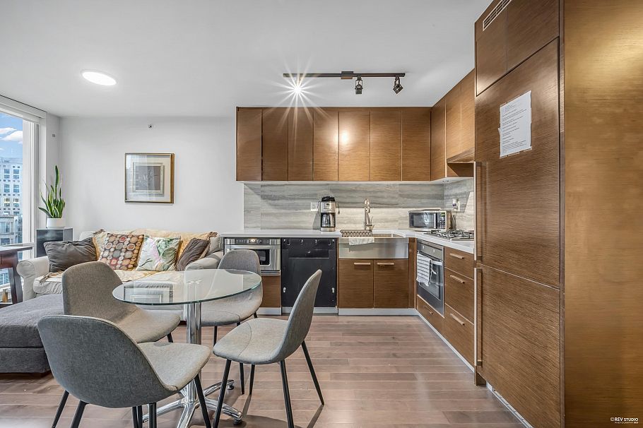 1602 535 Smithe Street Vancouver, BC - 3