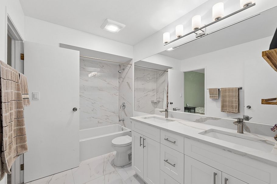 1998 Purcell Way North Vancouver, BC - 19