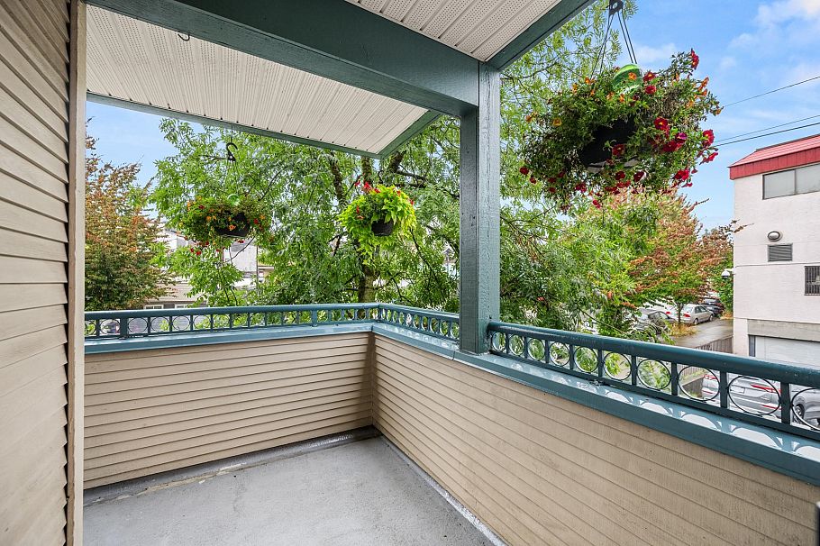 206 688 E 16th Avenue Vancouver, BC - 28