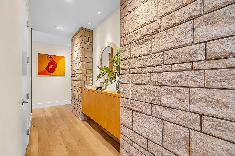 5141 Sarita Avenue North Vancouver, BC - 23