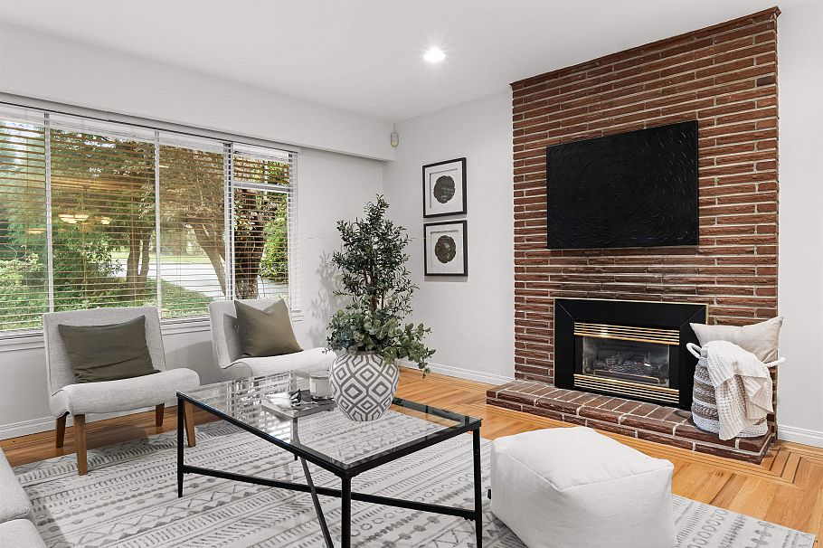 651 Kerry Place North Vancouver, BC - 4