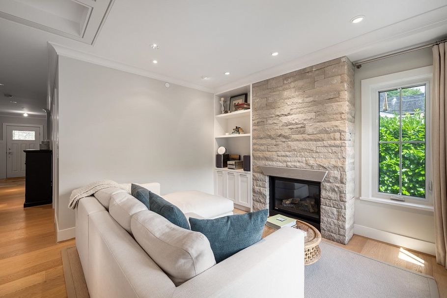 3336 W 38th Avenue Vancouver, BC - 7