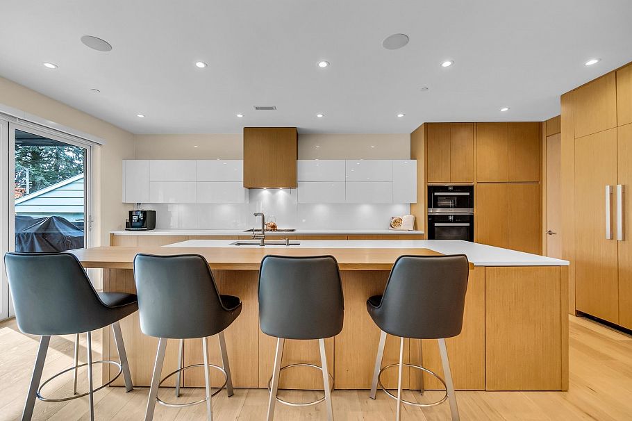 5141 Sarita Avenue North Vancouver, BC - 6