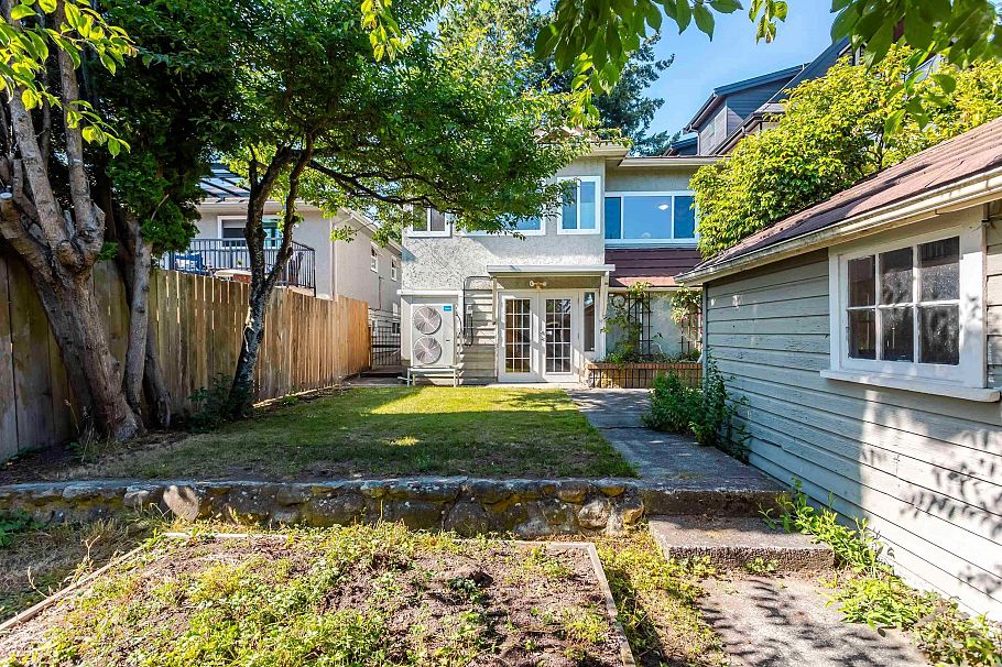 866 W 59th Avenue Vancouver, BC - 25