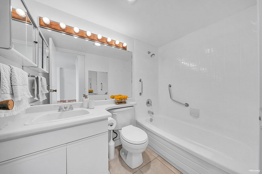 1812 2016 Fullerton Avenue North Vancouver, BC - 12