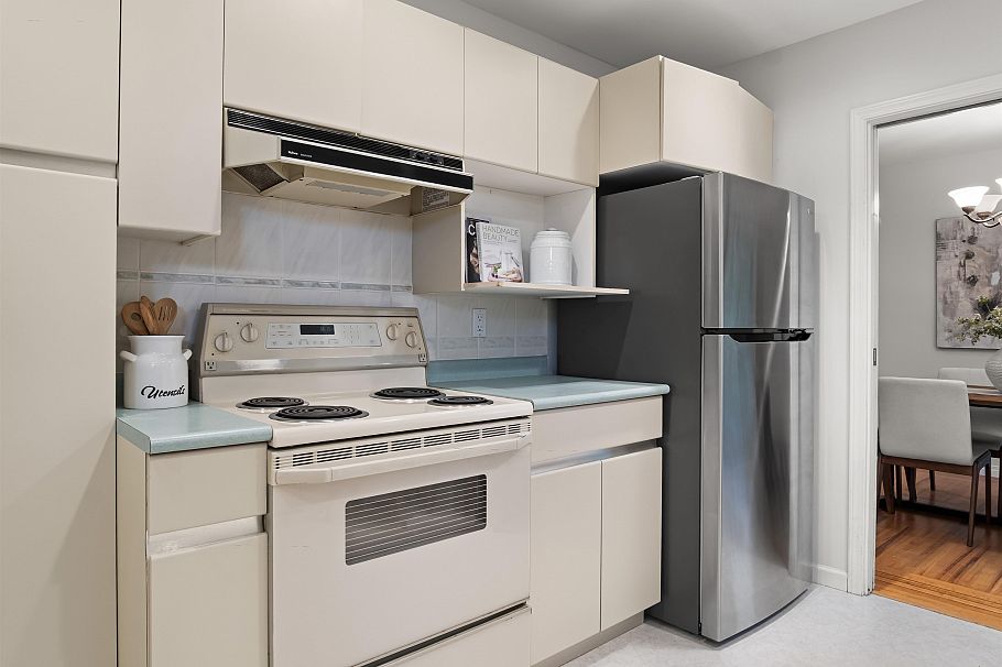 651 Kerry Place North Vancouver, BC - 9