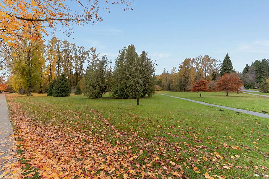 208 188 E 33rd Avenue Vancouver, BC - 22