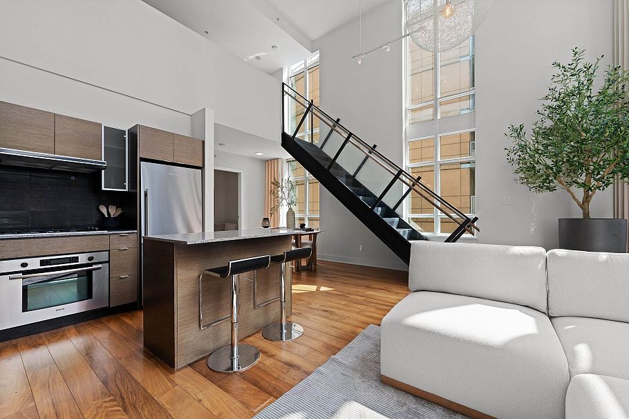 403 988 Richards Street Vancouver, BC - 7