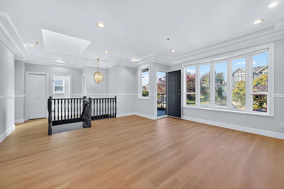 392 E 63rd Avenue Vancouver, BC - 7